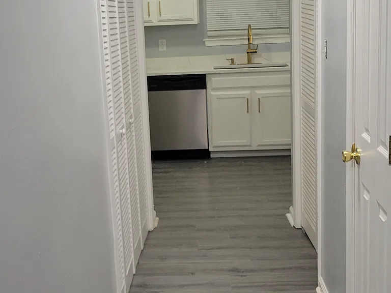 1008 Plum Ct — Photo 7