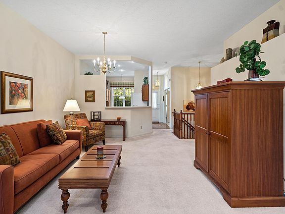 2nd image of 10881 Saint Andrews Dr