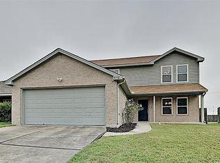 9772 Stoney Bridge Rd, Fort Worth, TX 76108