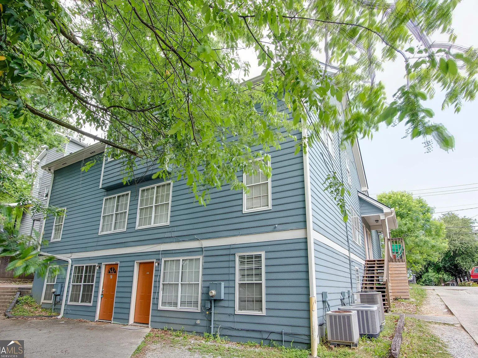 2 bed, 1.0 bath, $1,200 — Photo 3