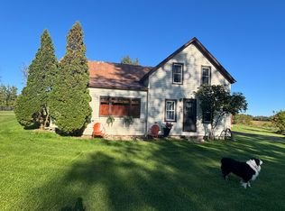 98 St Johns Rd, Mooers, NY 12958