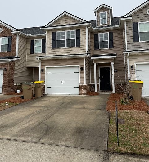 1st image of 430 Cantle Dr #1