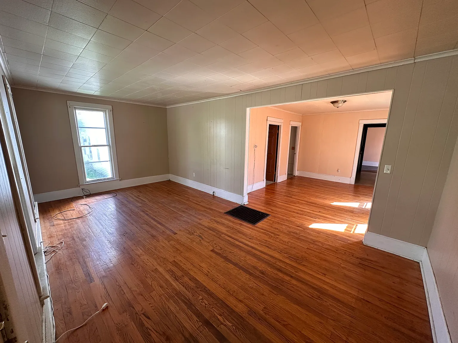 289 South Ave — Photo 1