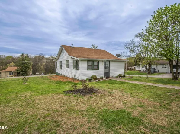 226 Rockford Walker Ct, Rockford, TN 37853