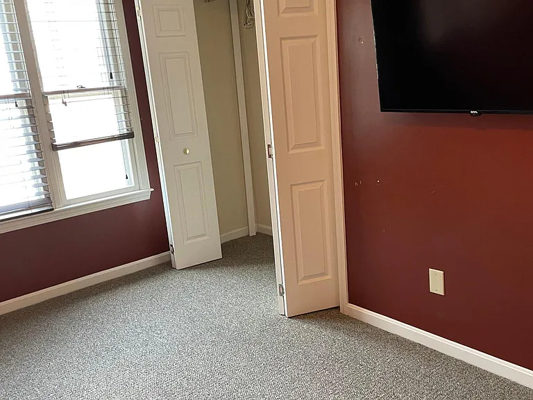 37 Main St #2 — Photo 8