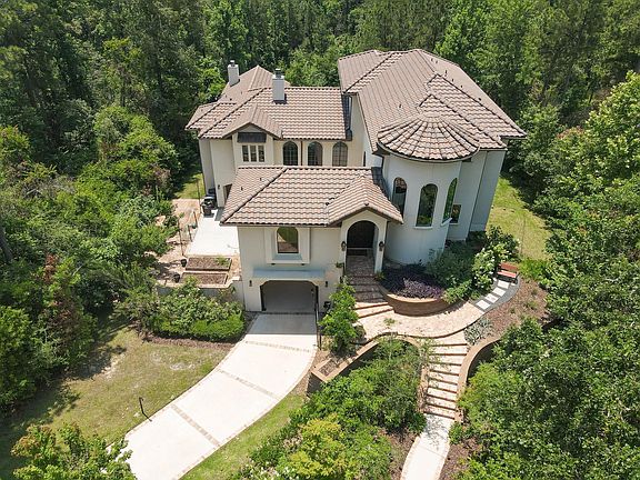 5th image of 27330 Shady Hills Landing Ln