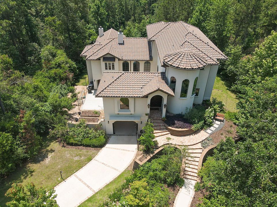 1st image of 27330 Shady Hills Landing Ln