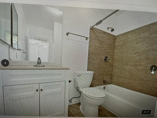 1239 W Rosecrans Ave #26 — Photo 11
