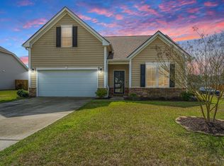1037 Bridlewood Farms Pkwy, Ridgeville, SC 29472