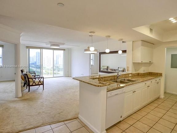 5th image of 19501 W Country Club Dr APT 1615