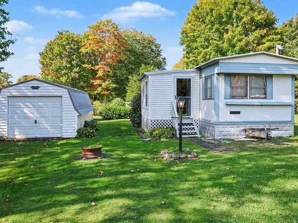 15493 Ridgecrest Dr, Linesville, PA 16424