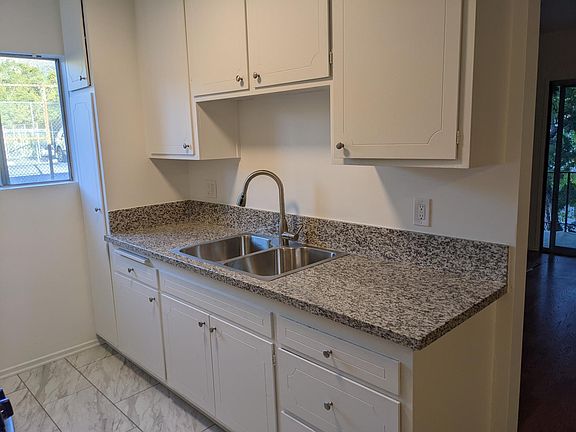 5th image of 631 E San Jose Ave #D