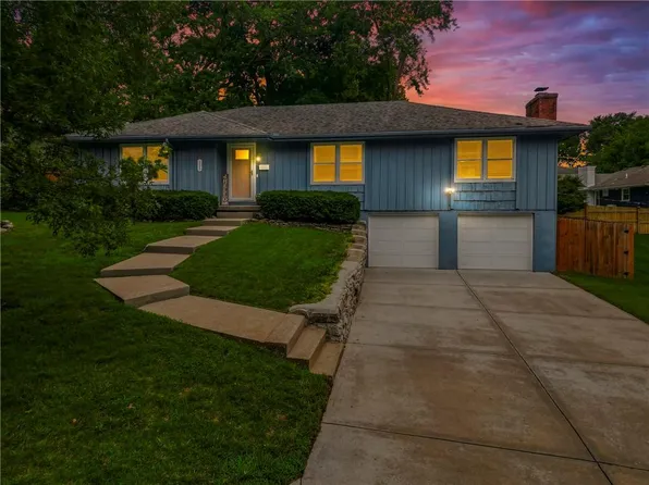 305 E 107th Ter, Kansas City, MO 64114