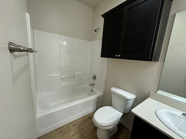 11824 Evanston Ave — Photo 22