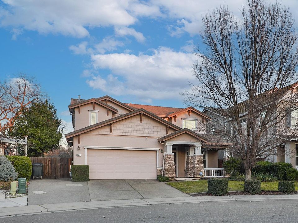 1st image of 7433 Thalia Ct