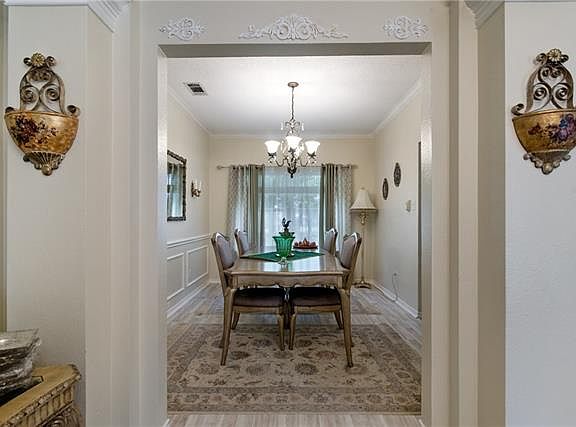 4th image of 514 Baltusrol Cir