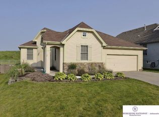 9608 S 28th Ave, Bellevue, NE 68147