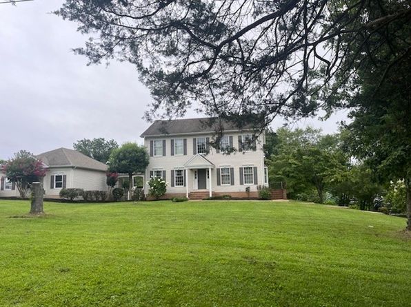331 Lakeside Dr