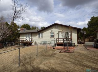 20 N Oakwood Ln, Raton, NM 87740