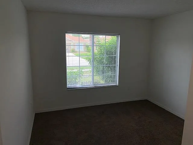 12932 Fieldmoor Ct — Photo 2