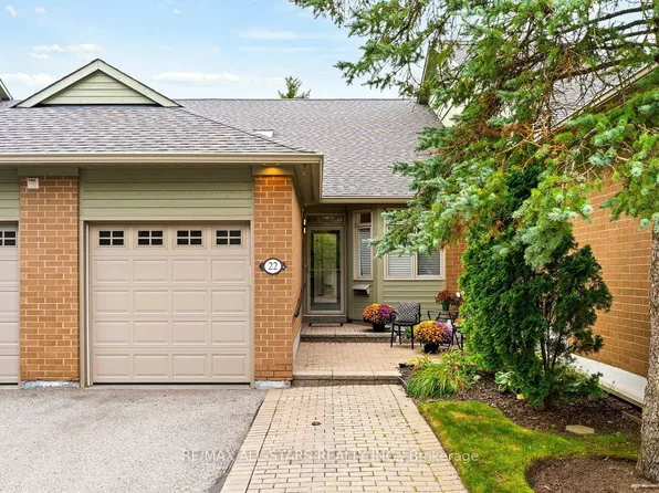 22 Sandpiper Key Way, Markham, ON L6E 1B4