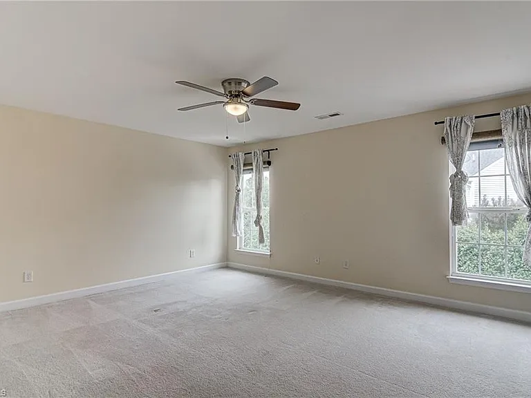 3970 Fountain Village Ln — Photo 3