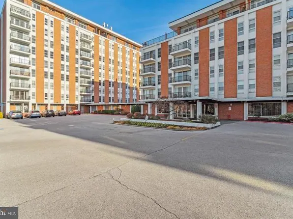 6606 Park Heights Ave Unit 805, Baltimore, MD 21215