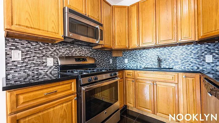 Rented by Nooklyn NYC LLC | media 4