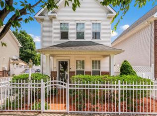 1811 N Franklin St, Philadelphia, PA 19122