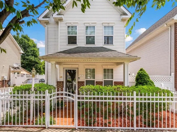 1811 N Franklin St, Philadelphia, PA 19122