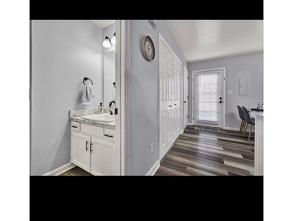 3rd image of 3031 Adkisson Dr NW #A