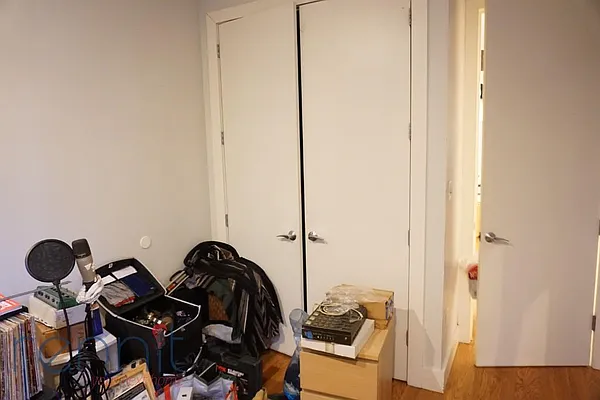 Rented by Rennit Inc. | media 38