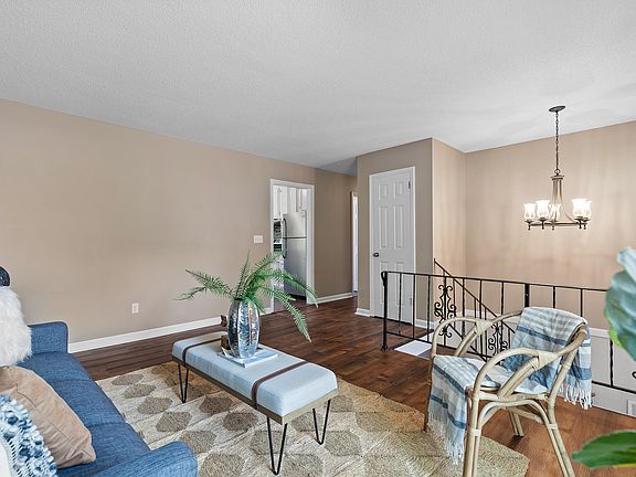 5th image of 7005 Sportsman Dr