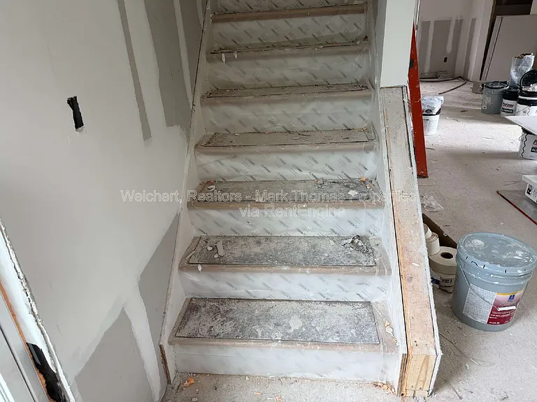 1203 Fern St — Photo 17