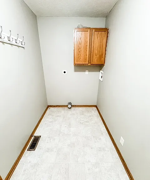 6111 Thompson Creek Blvd — Photo 15