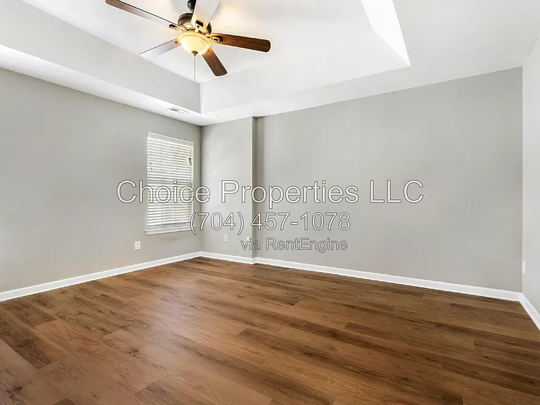 223 N Irwin Ave — Photo 17