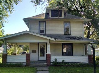 916 N 9th St, Beatrice, NE 68310