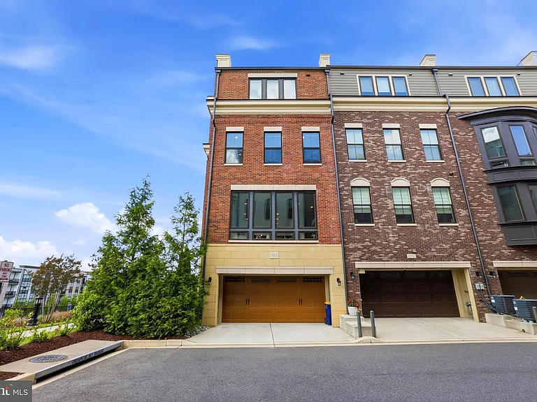 500 Riversail Ln #438 — Photo 54