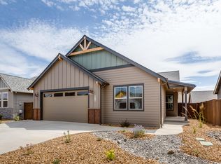 4201 SW 42nd St #58, Redmond, OR 97756