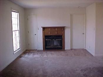 3rd image of 416 Ambrose Dr