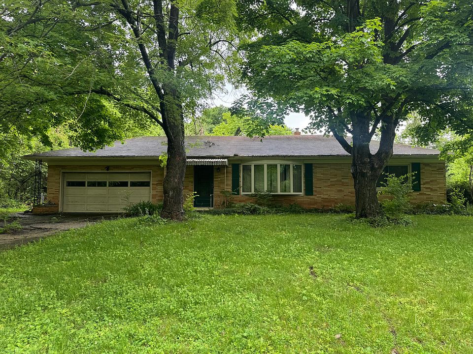1st image of 254 Oakridge Dr