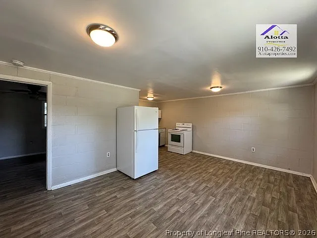 1153 Tammy St #B — Photo 8