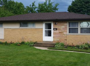 335 E Drake Ave, Addison, IL 60101