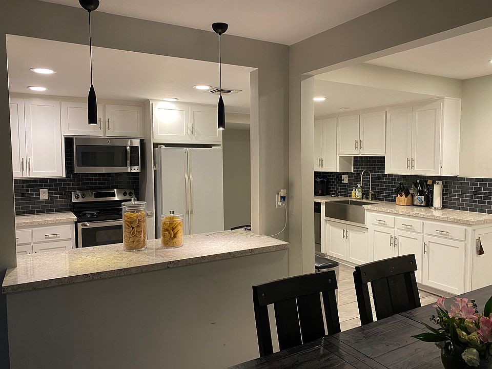 1st image of 10905 Peach Grove St APT 1