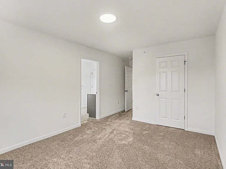 22 Sand St — Photo 19