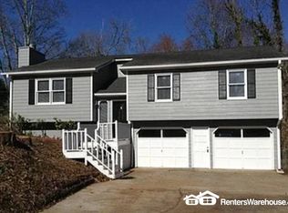 563 Toonigh Rd, Woodstock, GA 30188