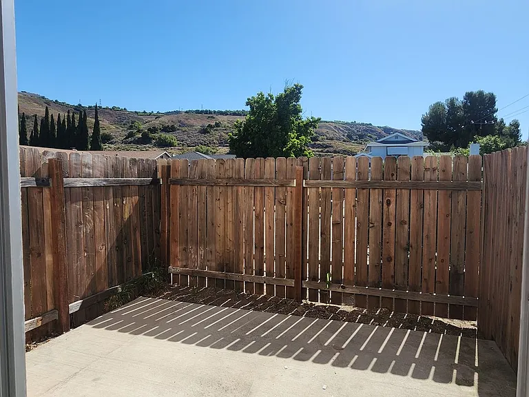 147 Sespe Ave #A-D — Photo 7