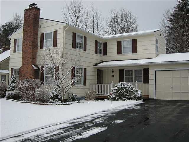 1st image of 9 Green Hill Ln