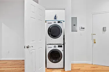 Rented by Safdie Realty Group