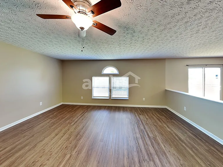 5609 Nutmeg Pl — Photo 7